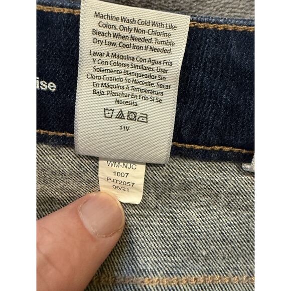 Time and Tru Jeans Womens 12 Blue High Rise Skinny Stretch Denim Distressed Wash - Picture 8 of 12